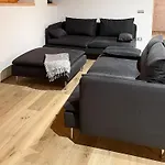 Moderno Ed Esclusivo - Casa Pierina Lastebasse