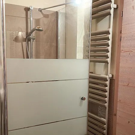 아파트 Moderno Ed Esclusivo - Casa Pierina Lastebasse